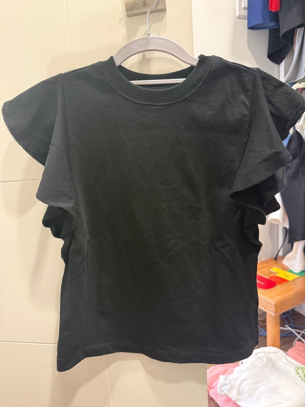 GAP Black Short Sleeve Tee with Ruffle Sleeves